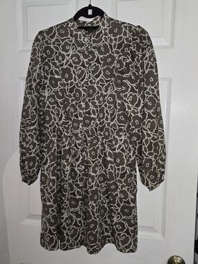 Banana Republic Olive Green Floral Button-Front Long Sleeve Dress
